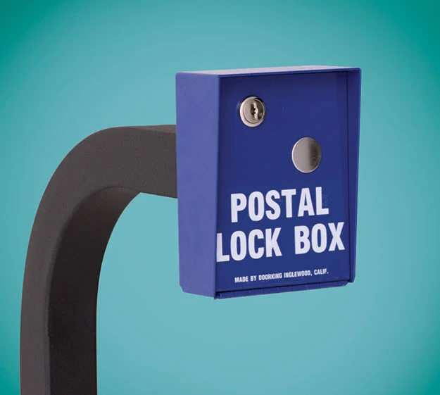 DKS Doorking Postal lock box - on Goose-neck Post